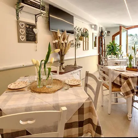 La Valle Di Anna Lastra a Signa